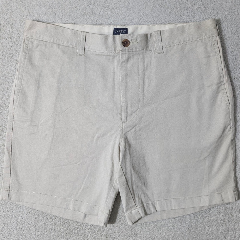 NEW!‎ J.Crew Shorts Mens 34/7 Beige Stretch Chino Flat Front Casual L0923